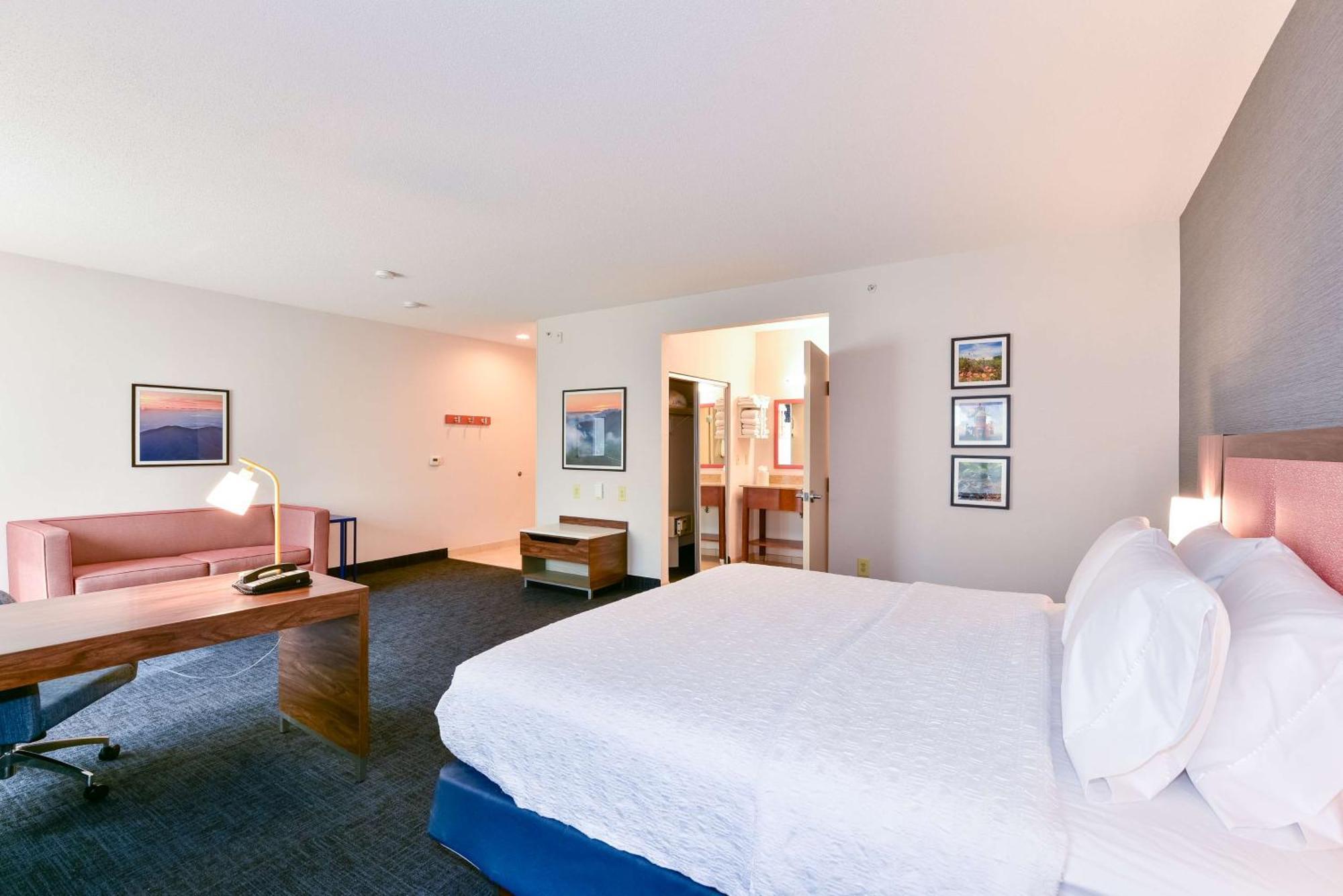 Hampton Inn&suites